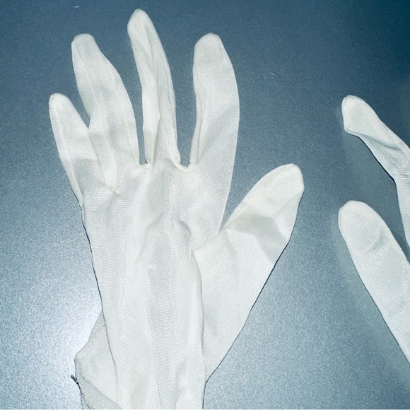 Vintage Gloves 1950’s Nylons by Austin - Picture 4 of 8